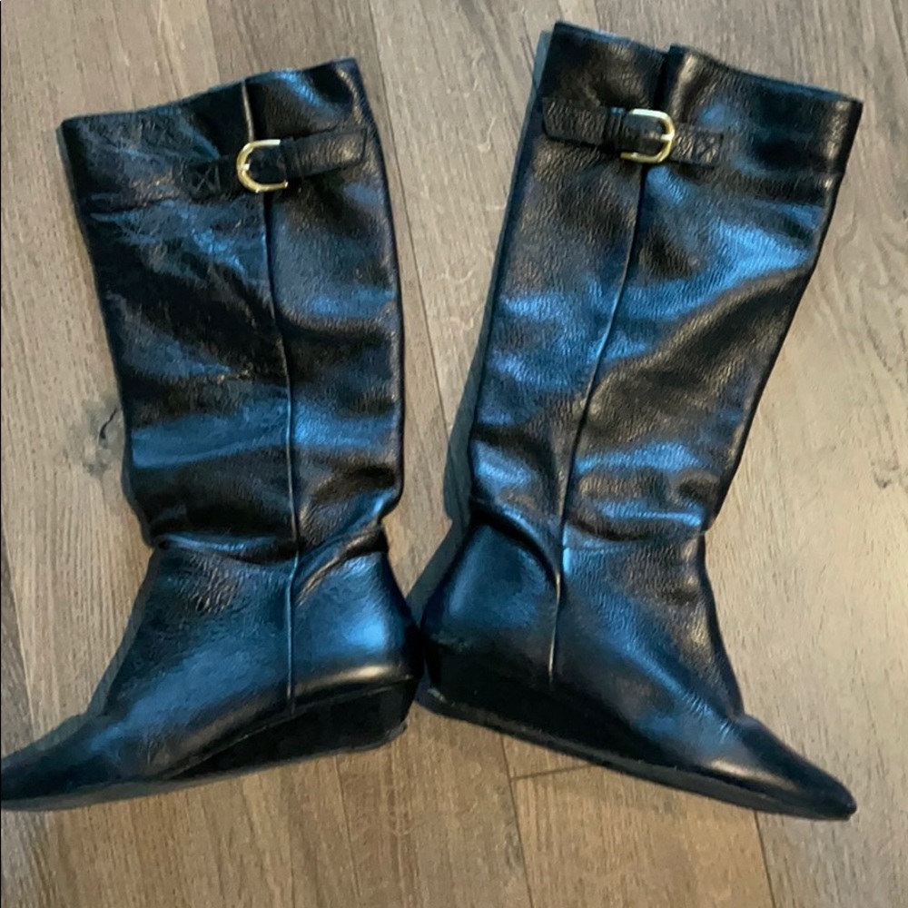 Black boots
